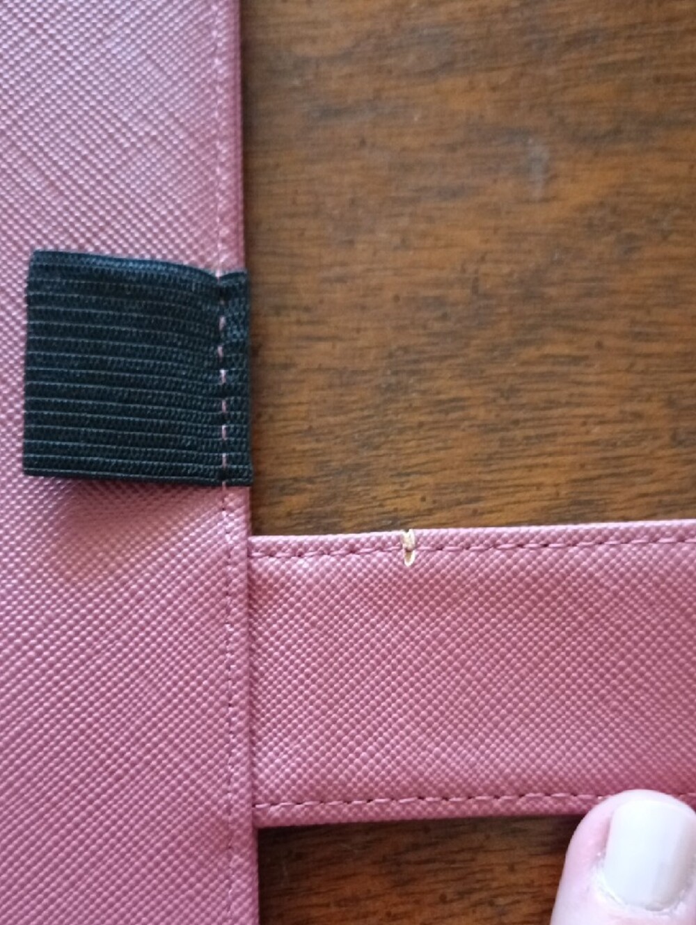 Janes Agenda disc rouge pink saffiano vegan leather binder with magnetic closure - Picture 3 of 4
